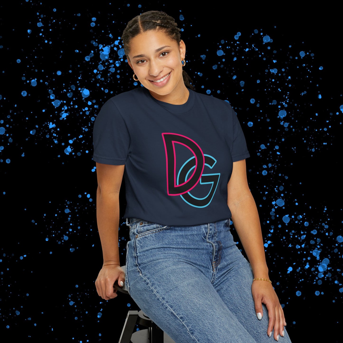 DG - T-shirt: Relaxed fit with DG logo with blue and pink border in front and DolciGucce writing on the back