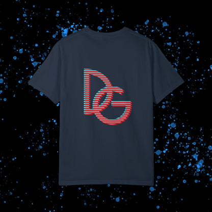 DG - T-shirt: Relaxed fit with blue-red illusion like logo