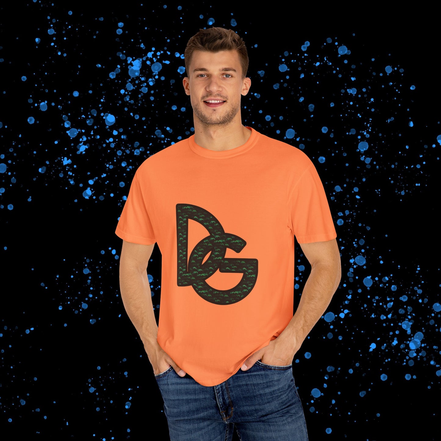 DG - T-shirt: Relaxed fit with cut out DG logo in front with leaves and DolciGucce writing on the back