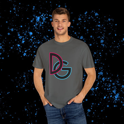 DG - T-shirt: Relaxed fit with DG logo with blue and pink border in front and DolciGucce writing on the back