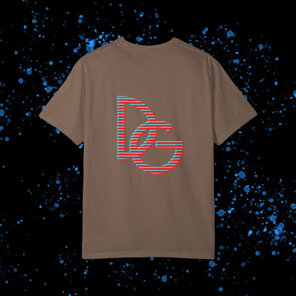 DG - T-shirt: Relaxed fit with blue-red illusion like logo