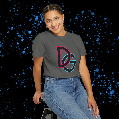 DG - T-shirt: Relaxed fit with DG logo with blue and pink border in front and DolciGucce writing on the back