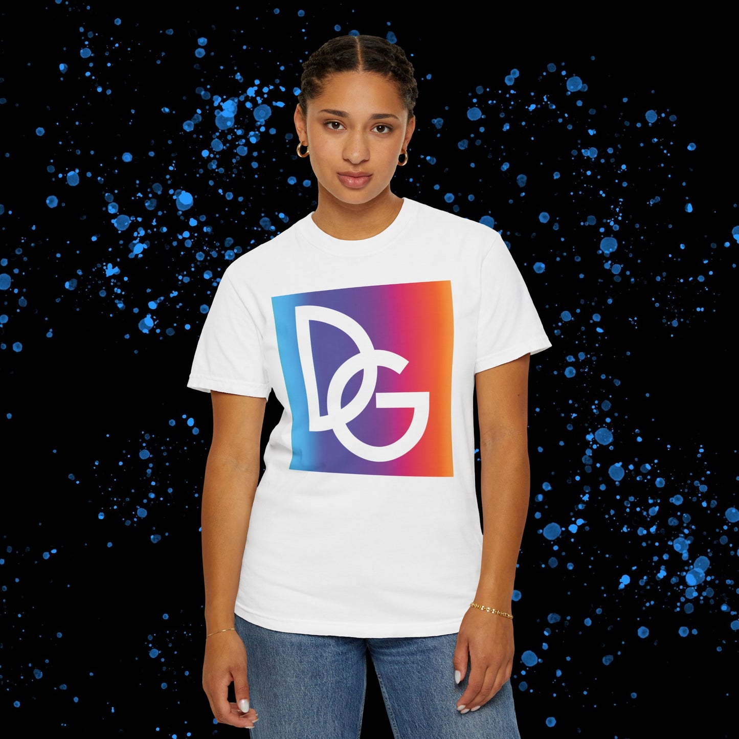 DG - T-shirt: Relaxed fit DG logo with gradient background in front