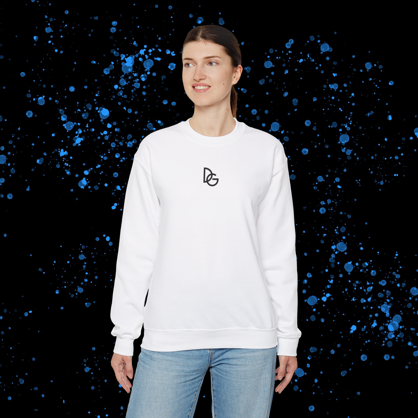 DG - Sweatshirt: Small DG logo embroidered